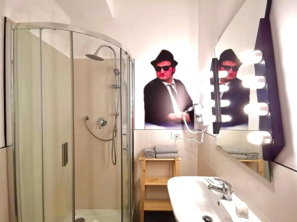 Red Carpet Rooms Bari
