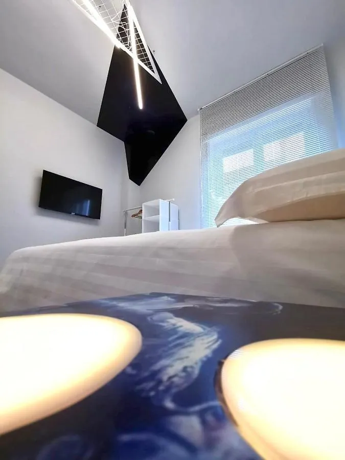 Red Carpet Rooms Bari Bed & Breakfast