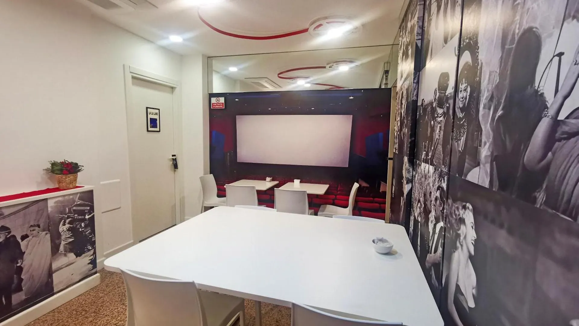 Red Carpet Rooms Bari Italia